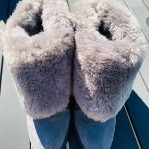 Grey booties W faux fur